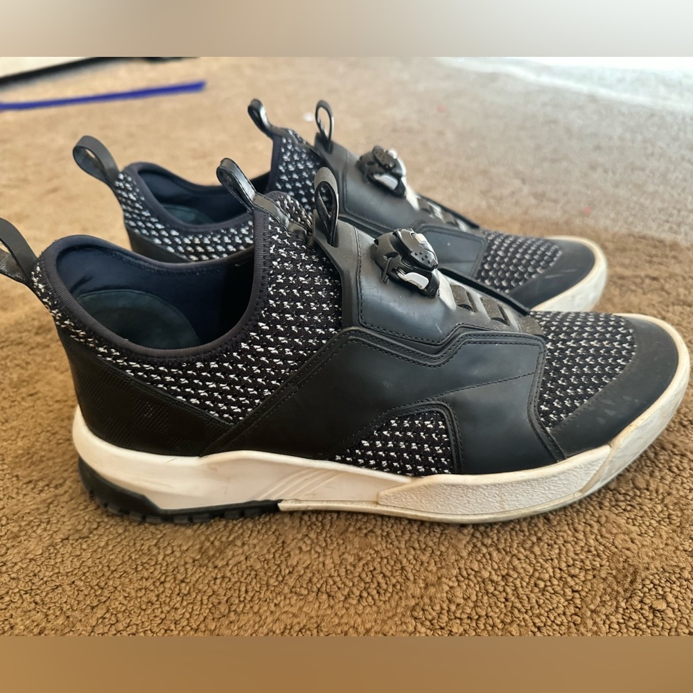 Luis Voitton sneakers with a wire lock